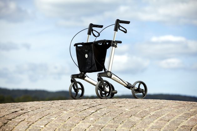Deambulatore per anziani Handicare Gemino 30 S
